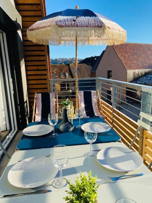 Appartement Proche Centre Historique Avec Parking Sarlat-la-Canéda Kültér fotó